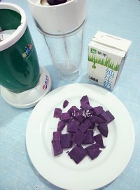 ~ 紫薯奶昔 ~的做法 步骤2