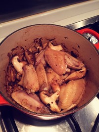 香菇土豆焖鸡翅的做法 步骤6