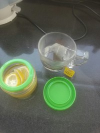 蜂蜜柠檬红茶的做法 步骤2