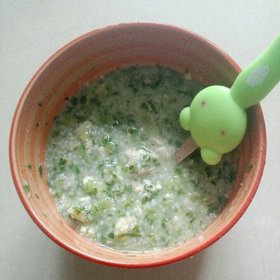 宝宝辅食之小米生菜粥(7个月以上)-咸蛋黄饭团