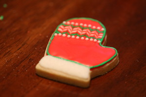 【圣誕】可愛的圣誕手套糖霜餅干的做法 步驟11