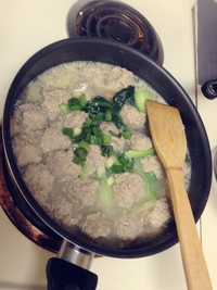 青菜肉丸汤的做法 步骤3