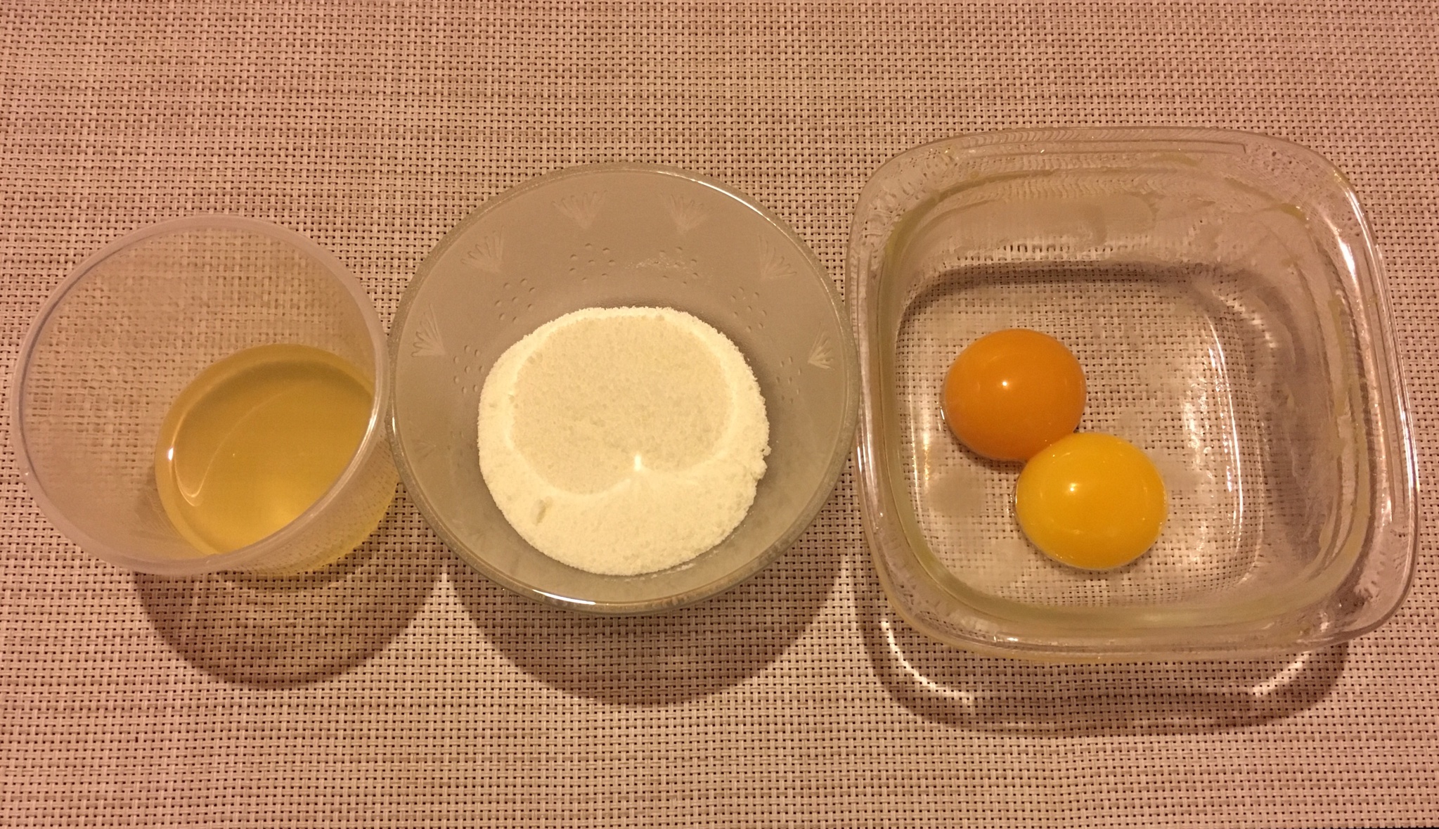 宝宝蛋黄溶豆的做法 步骤1