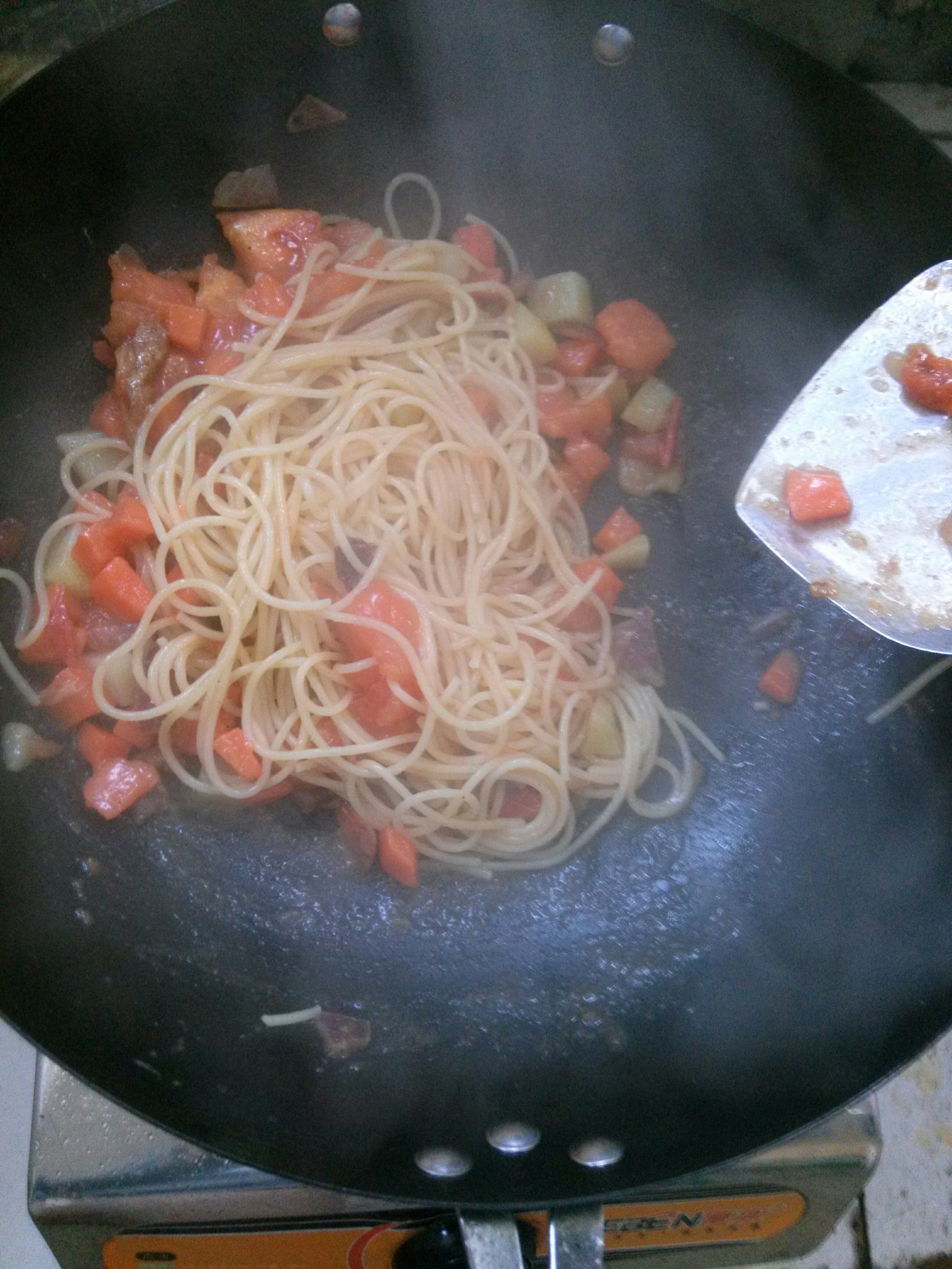 中式番茄炒意面的做法 步骤7