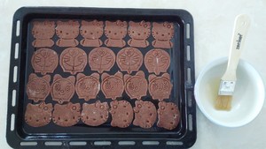 (無黃油牛奶 低糖低油）巧克力餅干 2種配方的做法 步驟8