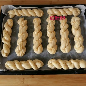 麻花椰蓉面包的做法 步骤14