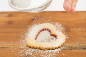 愛心餅干 翻糖餅干 簡單的餅干的做法 步驟13