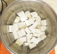 冻豆腐的做法 步骤2