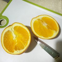 切个橙子的做法 步骤2
