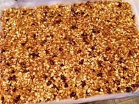 香脆消魂经典款－格兰诺拉蜂蜜核果燕麦饼完美公式 Honey Nuts Granola Bars的做法 步骤5
