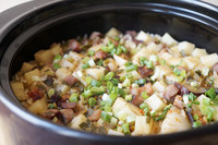 腊肉土豆焖饭，砂锅版本也可用电饭煲或铸铁锅煮饭的做法 步骤10